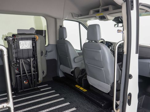 Used 2019 Ford Transit 350 XL image 20