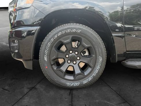 New 2026 RAM 1500 Express AWD/4WD image 14