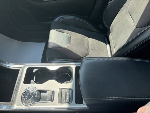 Used 2022 Ford Edge ST w/ Equipment Group 401A image 30