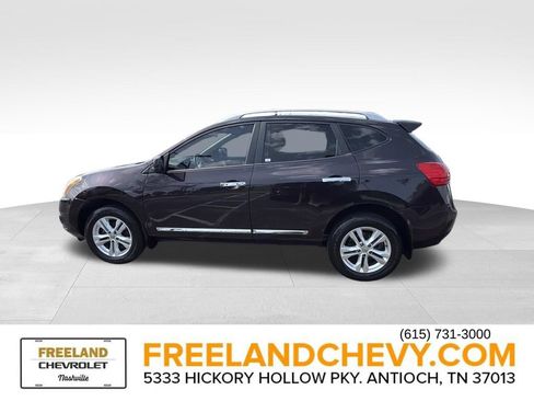 Used 2012 Nissan Rogue SV w/ Premium Pkg FWD image 6