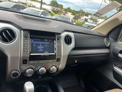 Used 2017 Toyota Tundra SR5 w/ TRD Off Road Package AWD/4WD image 15