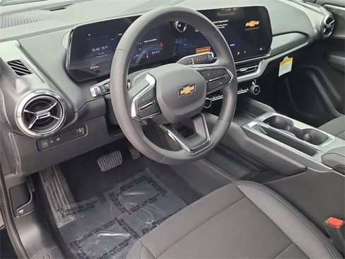 New 2026 Chevrolet Equinox EV LT image 20