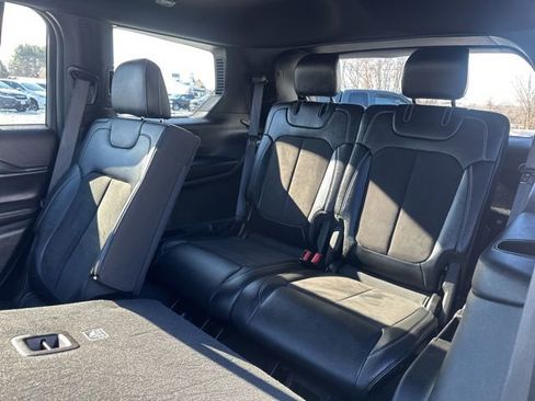 Used 2024 Jeep Grand Cherokee L Laredo image 28