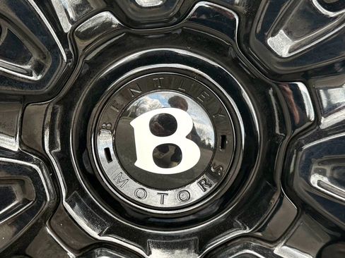 Used 2017 Bentley Continental GT AWD/4WD image 41