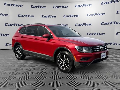 Used 2021 Volkswagen Tiguan SE w/ Panoramic Sunroof Package AWD/4WD image 7