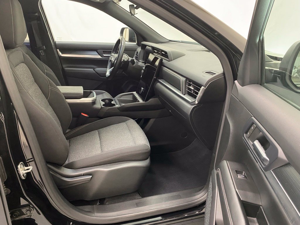 Used 2025 GMC Terrain Elevation AWD/4WD image 15