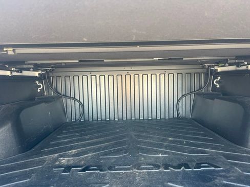 Used 2023 Toyota Tacoma SR w/ SR Convenience Package RWD image 10