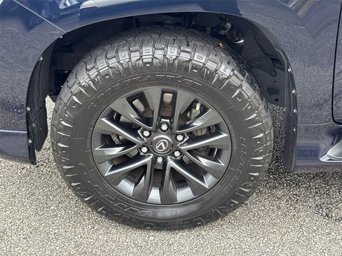 Used 2021 Lexus GX 460 Premium image 11