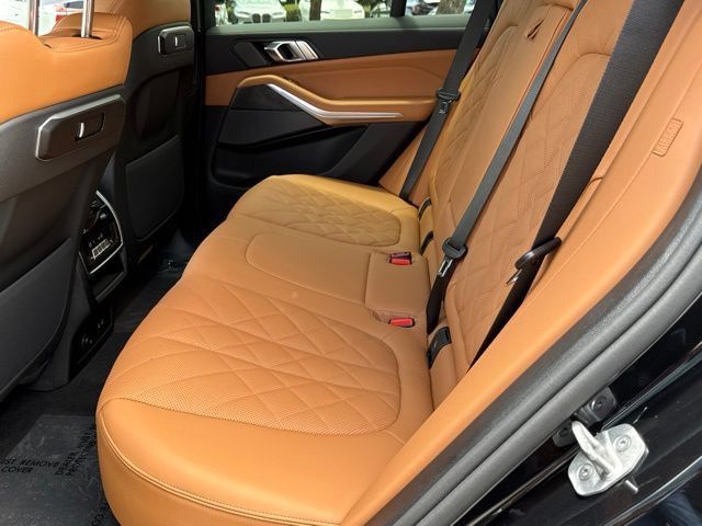 Used 2026 BMW X5 sDrive40i w/ Premium Package RWD image 32