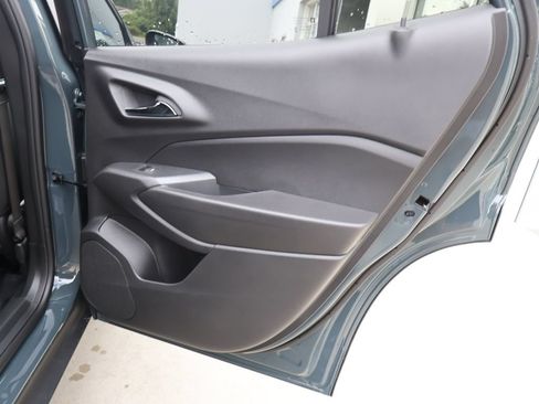 New 2026 Chevrolet Trax LT w/ Midnight Edition FWD image 28