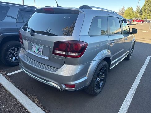 Used 2018 Dodge Journey Crossroad image 3