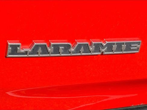 Used 2024 RAM 1500 Laramie image 9