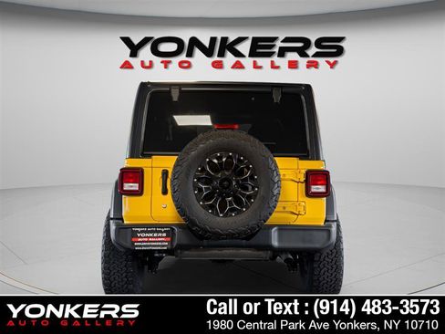 Used 2018 Jeep Wrangler Unlimited Sport S AWD/4WD image 7