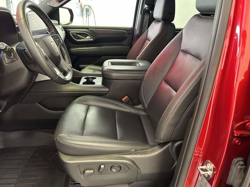 Used 2024 Chevrolet Tahoe LT RWD image 16