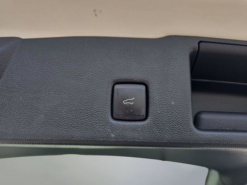 Used 2024 Ford Escape ST-Line Elite w/ Premium Technology Package AWD/4WD image 29