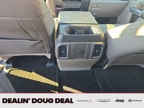 Used 2015 Ford F150 XLT image 24