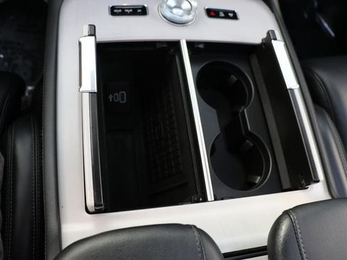 Used 2025 Lincoln Navigator Reserve AWD/4WD image 26