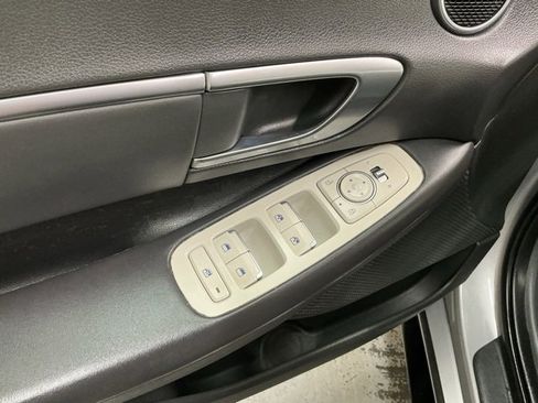 Used 2023 Hyundai Sonata SEL w/ Convenience Package image 13