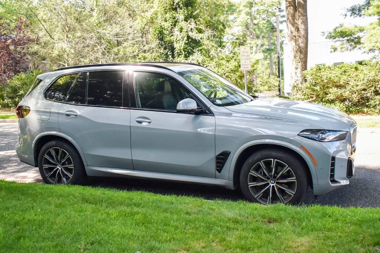 Used 2026 BMW X5 xDrive40i AWD/4WD image 9