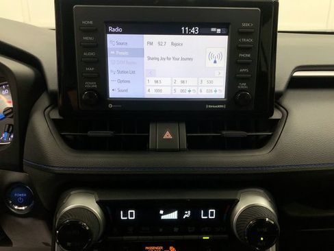 Used 2022 Toyota RAV4 SE w/ Convenience Package AWD/4WD image 21