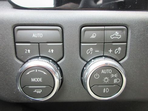 New 2026 GMC Sierra 1500 Elevation w/ Elevation Premium Package AWD/4WD image 20