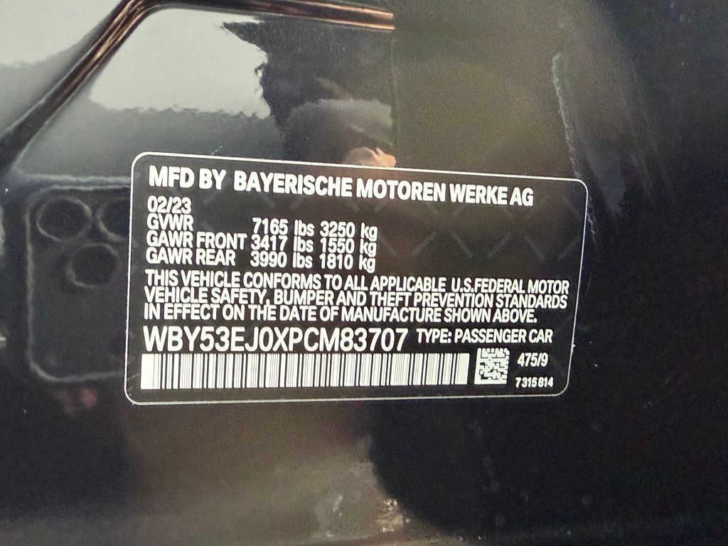 Used 2023 BMW i7 xDrive60 AWD/4WD image 36