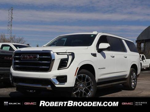 New 2026 GMC Yukon XL Elevation AWD/4WD image 1