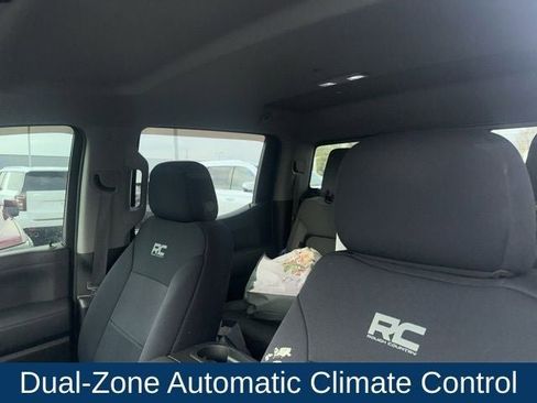 Used 2021 Chevrolet Silverado 1500 LT Trail Boss w/ Convenience Package II image 23