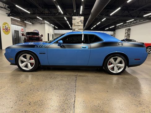 Used 2009 Dodge Challenger SRT8 w/ Spring Special Group image 4