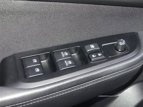 Used 2019 Subaru Outback 2.5i Premium AWD/4WD image 19