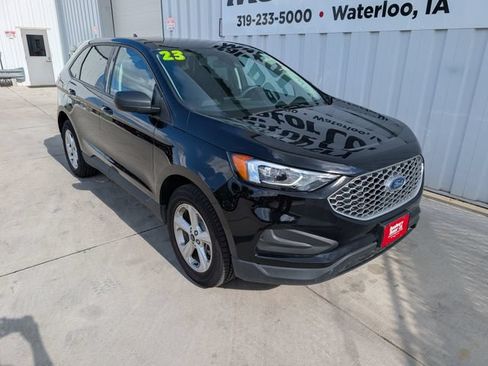 Used 2023 Ford Edge SE AWD/4WD image 5