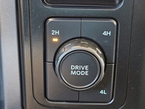 Used 2023 Ford F150 XLT image 19