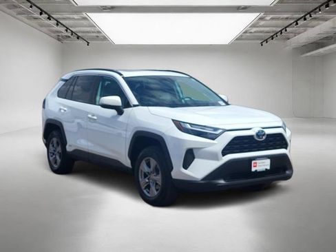 Used 2023 Toyota RAV4 XLE w/ Convenience Package AWD/4WD image 8
