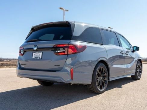 Used 2025 Honda Odyssey Sport-L image 6