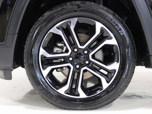 Used 2022 Jeep Compass Limited image 74