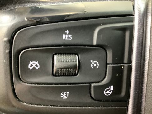 Used 2020 GMC Sierra 1500 Elevation w/ Elevation Value Package image 17