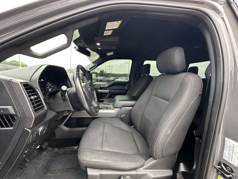 Used 2018 Ford F150 XLT w/ Equipment Group 302A Luxury AWD/4WD image 18