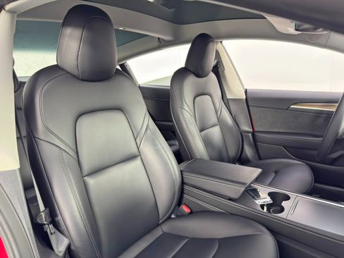 Used 2022 Tesla Model 3 Performance image 37