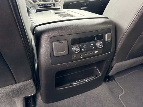 Used 2019 GMC Yukon Denali w/ Open Road Package image 29