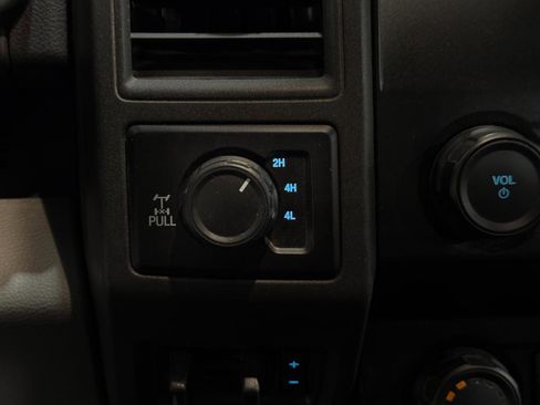 Used 2022 Ford F350 XL w/ Power Equipment Group AWD/4WD image 21