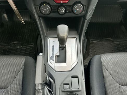 Used 2019 Subaru Crosstrek 2.0i w/ Eyesight System image 33