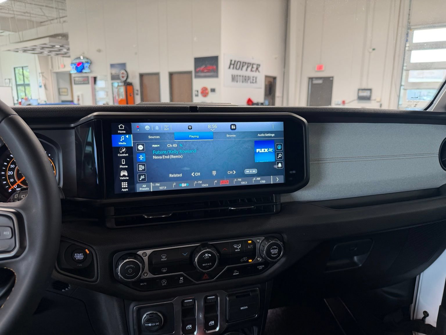 Used 2024 Jeep Wrangler Sport AWD/4WD image 14