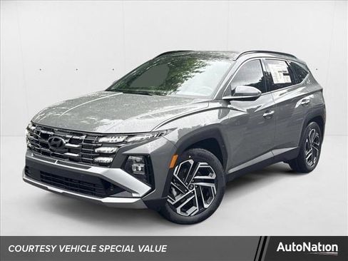 New 2025 Hyundai Tucson Limited image 1