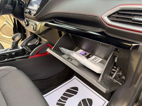 Certified 2021 Chevrolet TrailBlazer RS w/ Convenience Package image 29