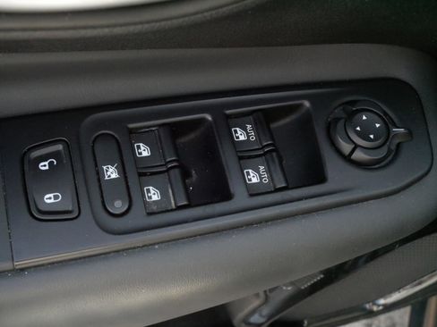 Used 2023 Jeep Renegade Altitude w/ Sun/Sound Group image 19