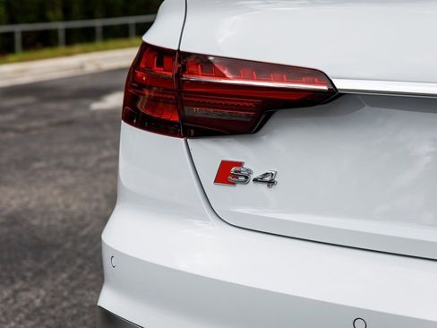 Used 2022 Audi S4 Premium Plus w/ Premium Plus Package image 11