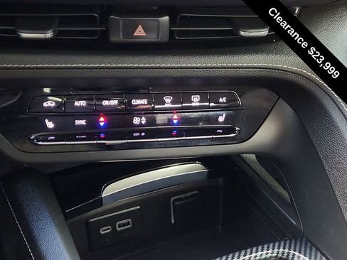 Used 2022 Buick Envision Preferred image 39