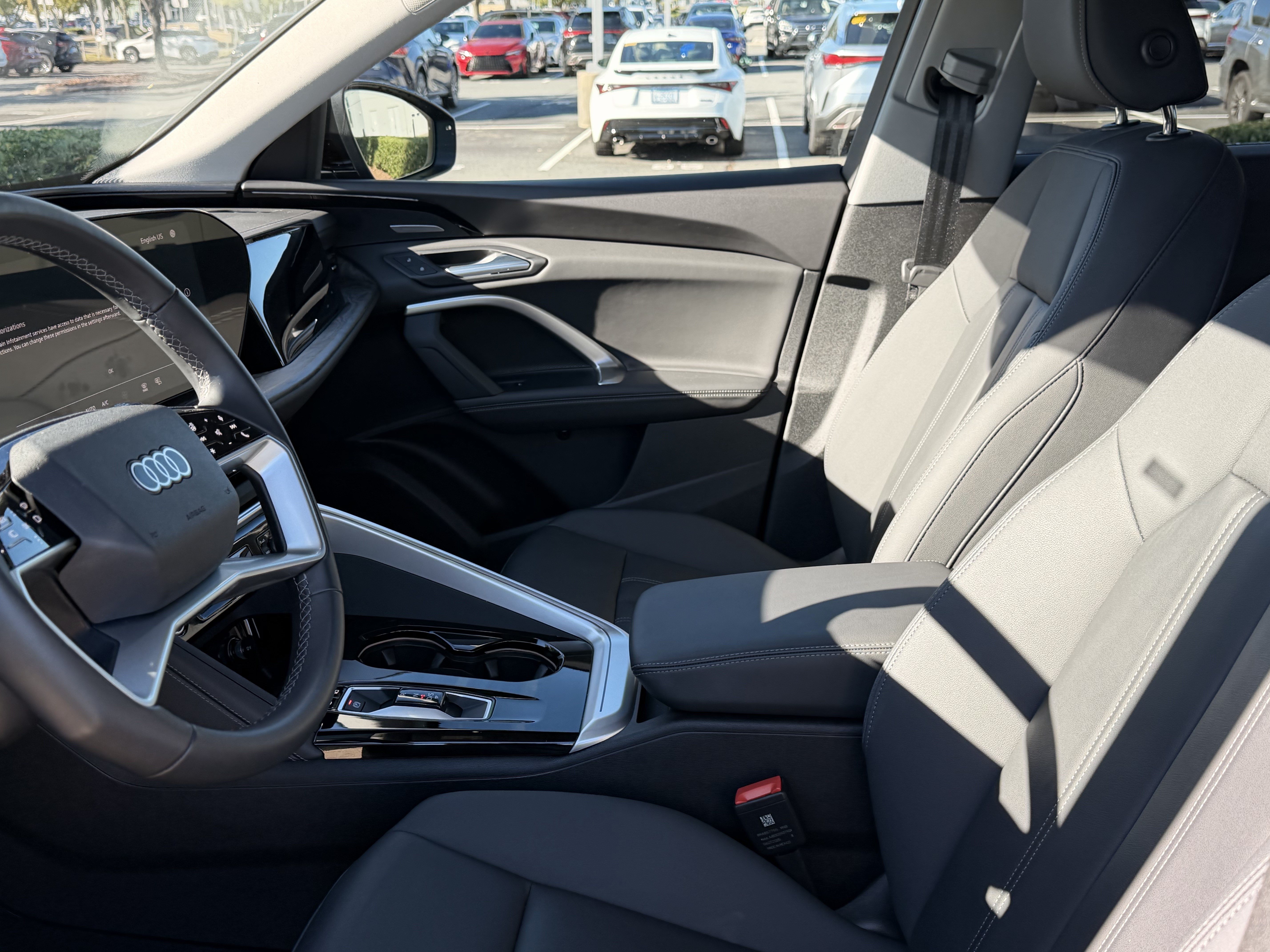 Certified 2025 Audi Q5 Premium Plus w/ Premium Plus AWD/4WD image 16