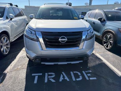 Used 2023 Nissan Pathfinder Platinum w/ Cargo Package
