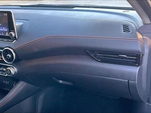 Certified 2022 Nissan Sentra SR image 17